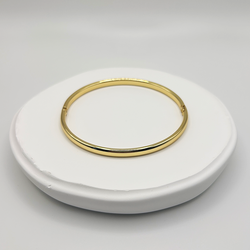 14K Gold-Filled Bangle Bracelet